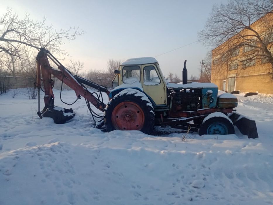 Продам трактор.