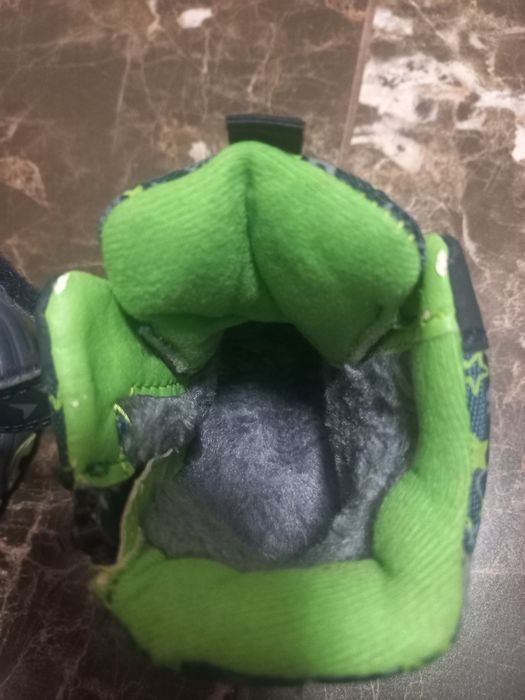 Зимни боти размер 19