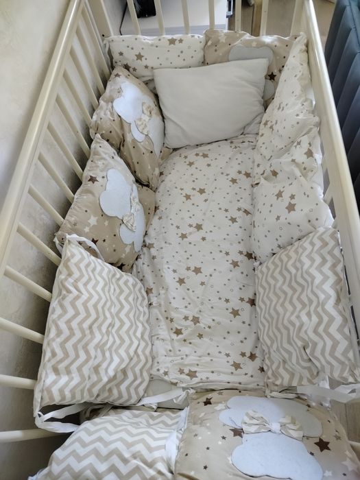 Продам манежку срочно