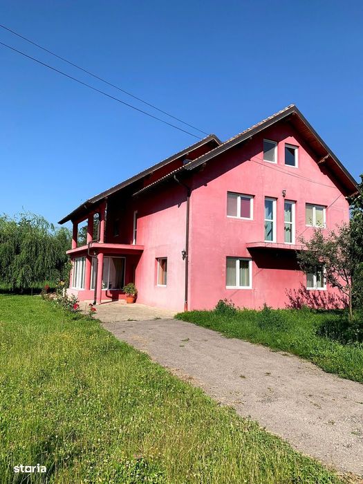 Urleta - vând casa/teren 1000mp  - 290000 Euro