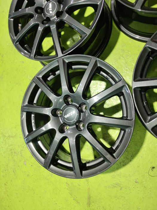 16 5x114.3 Hyundai Kia Mazda лети джанти 5х114.3