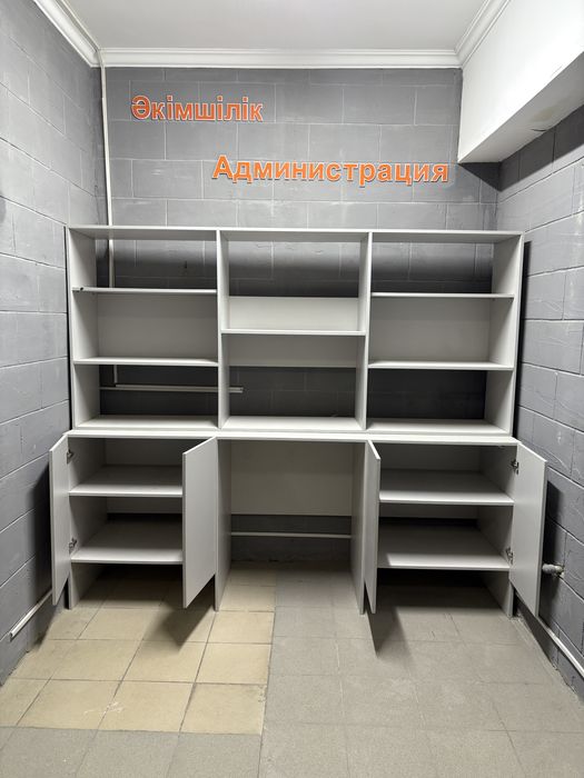 Продам шкаф с дверцами