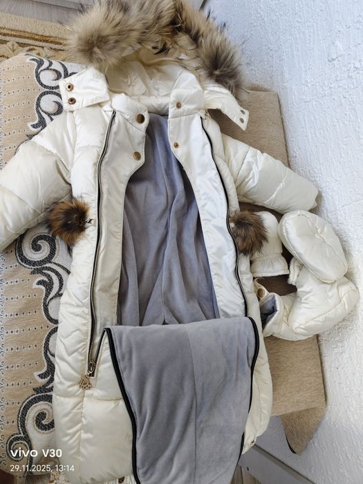 Продается детский зимний комбинезон