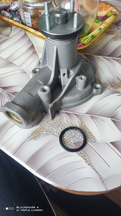 Продам помпу охлаждения GMB JAPAM