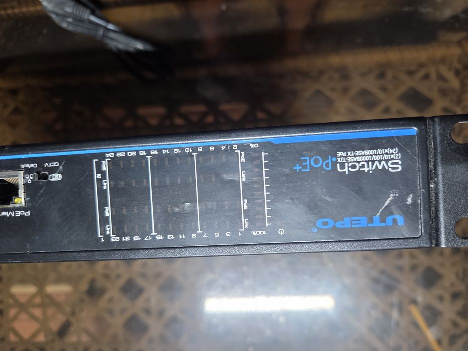 Продам коммутатор Utepo poe switch 48port