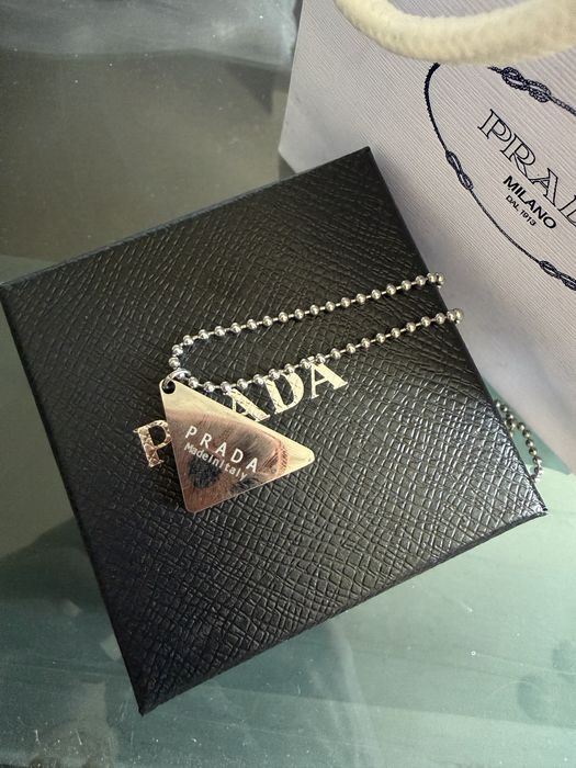 Prada Прада колие гердан
