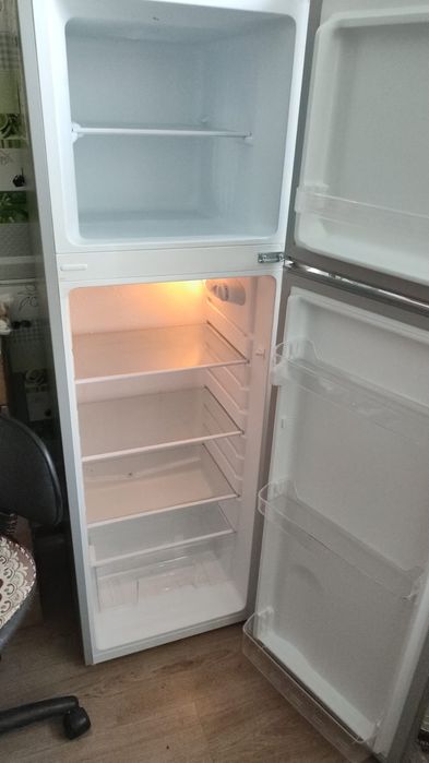 Холодильник 2024г