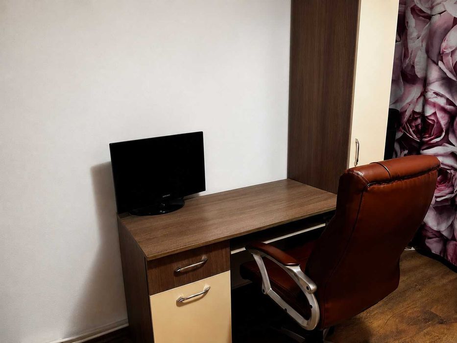 Apartament cu 3 camere mobilat si utilat