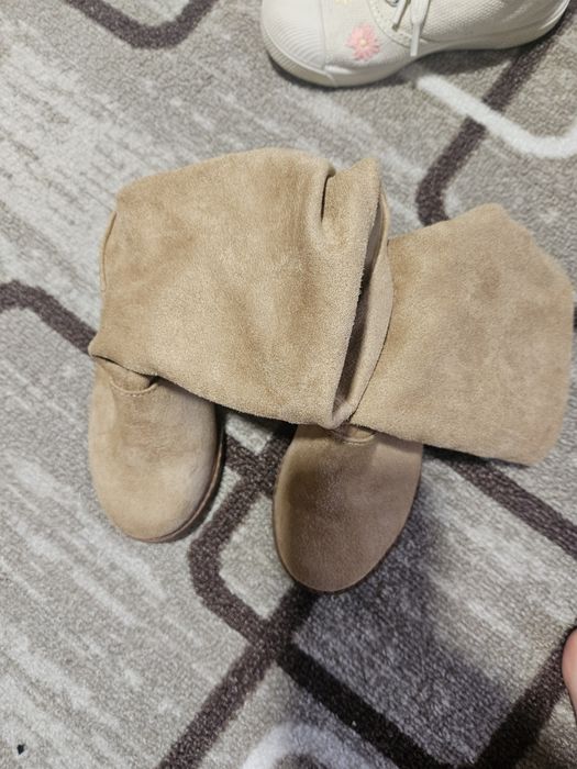 Cizmulite fetite nr 24 H&M