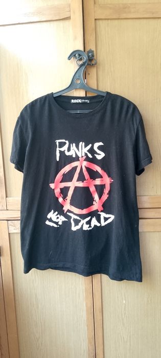 Футболка с принтом.