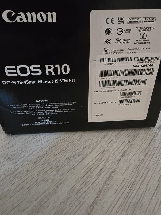 Canon EOS R10 + 18-45 MM