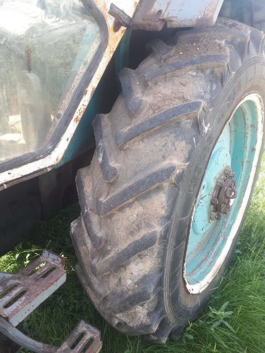Продам трактор юмз!!!