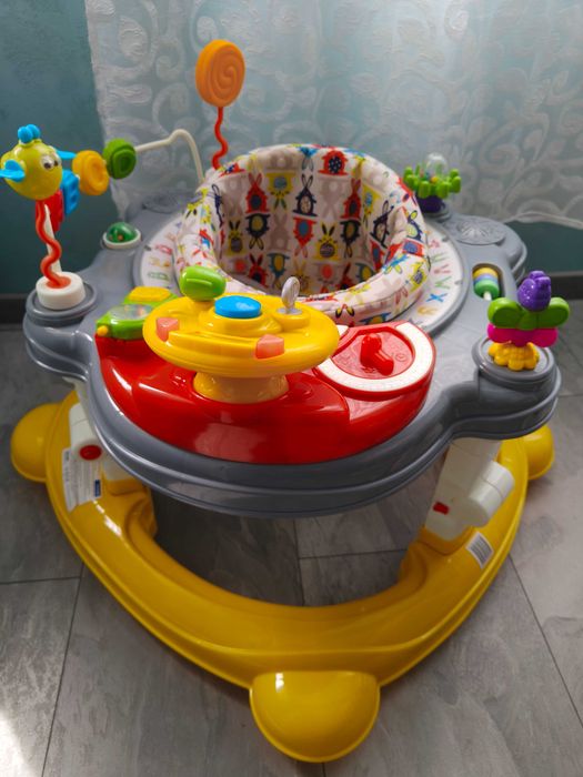 Проходилка Chipolino 4 в 1
