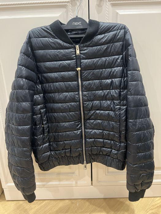 Продам весенню куртку!