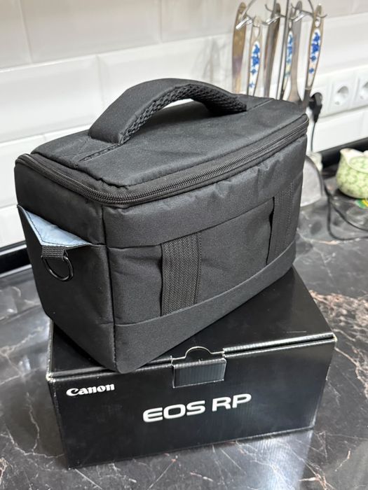 Продам Фотокамера Canon EOS RP Body