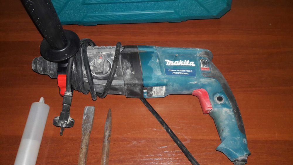 Перфоратор Makita б/у