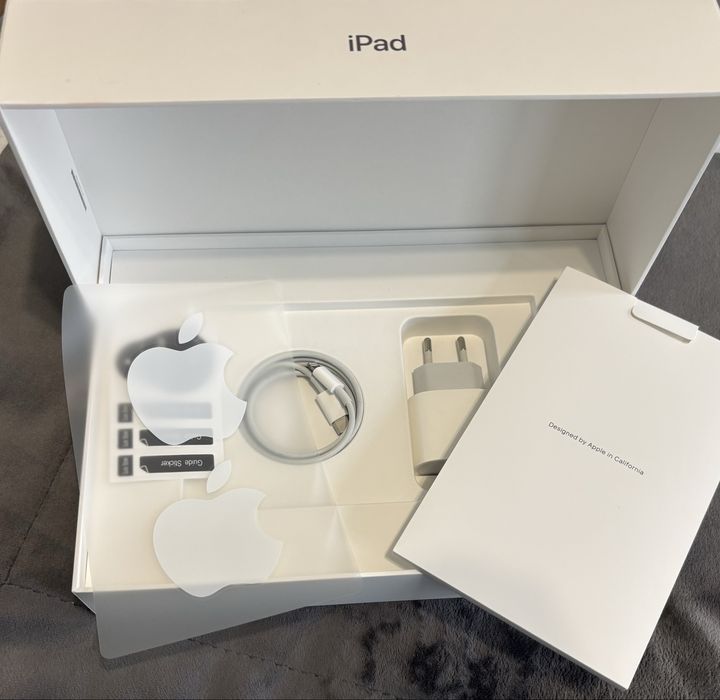Apple iPad 9 (2021) 10.2" 64GB Wi-Fi Space Gray - Като Нов!