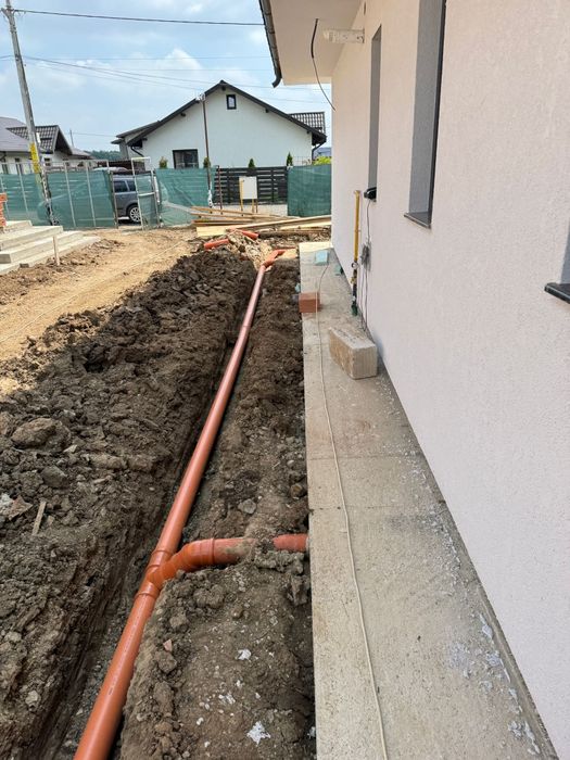 Montaj fose septice, sisteme de captare ape pluviale, drenaje