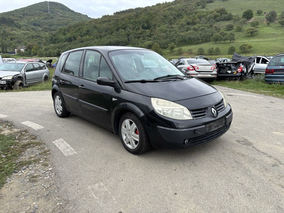 Dezmembrez Renault Megane Scenic 1.5 dCI Kia Sorento 2.5 diesel