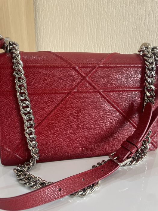 Сумка Christian Dior.