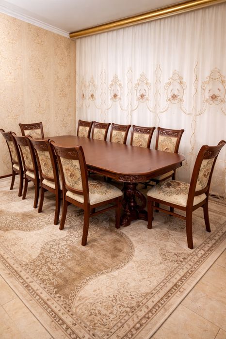 Обеденный стол с 12 стульями (Премиум качество)