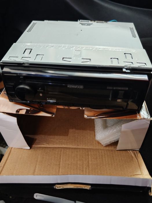 Radio MP3 USB Bluetooth KENWOOD