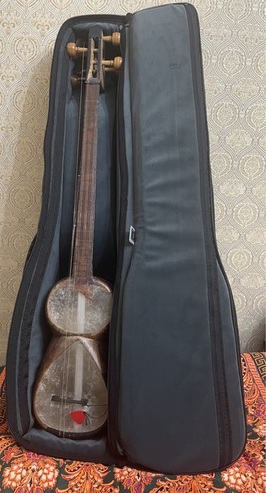 Продам инструмент музыкальный