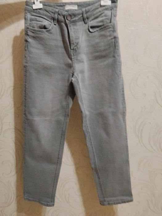 Продам джинсы женские