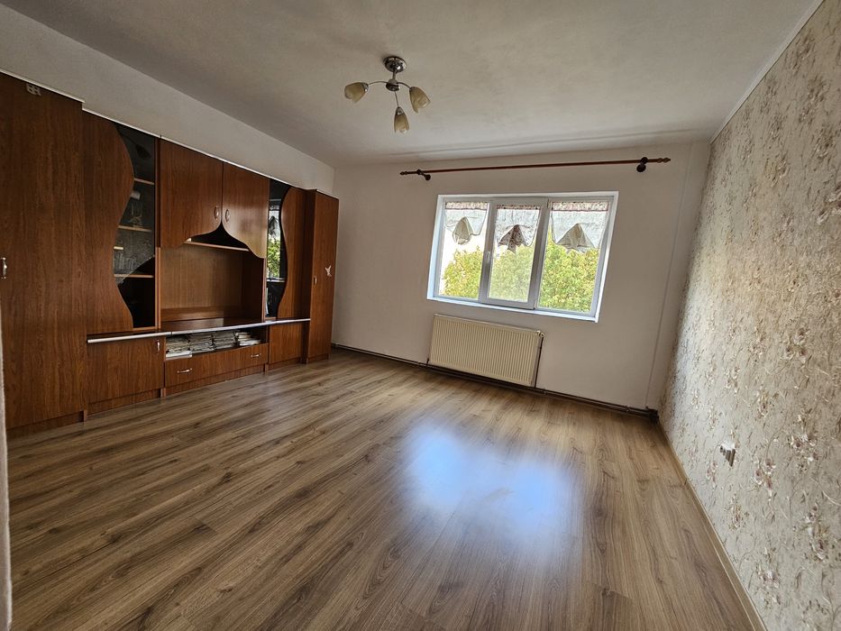 Apartament 2 camere decomandat