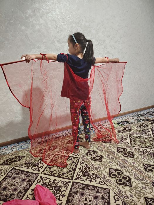 Продам детские костюмы