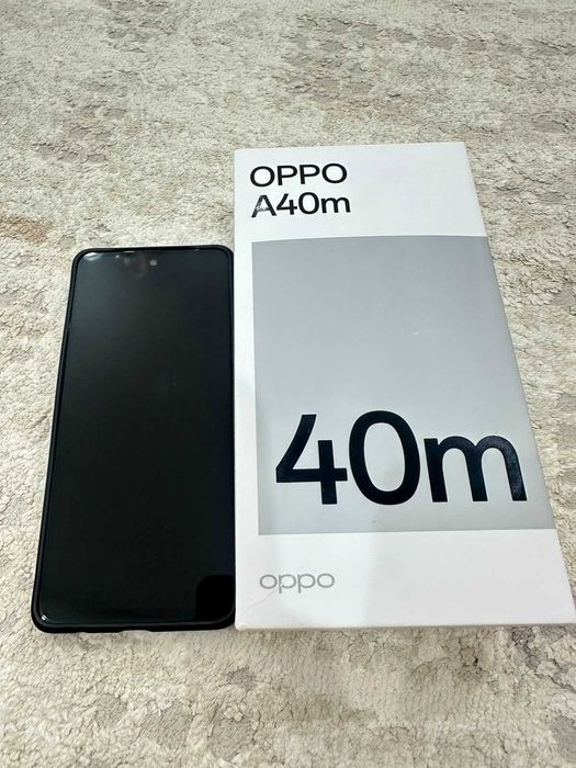 Oppo A40M смартфон
