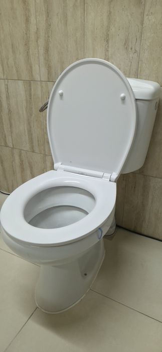 Set wc rezervor si capac cu inchidere lenta