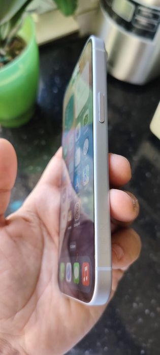 Iphone 15 Liber de Rețea 5G  Display Original Fisurat