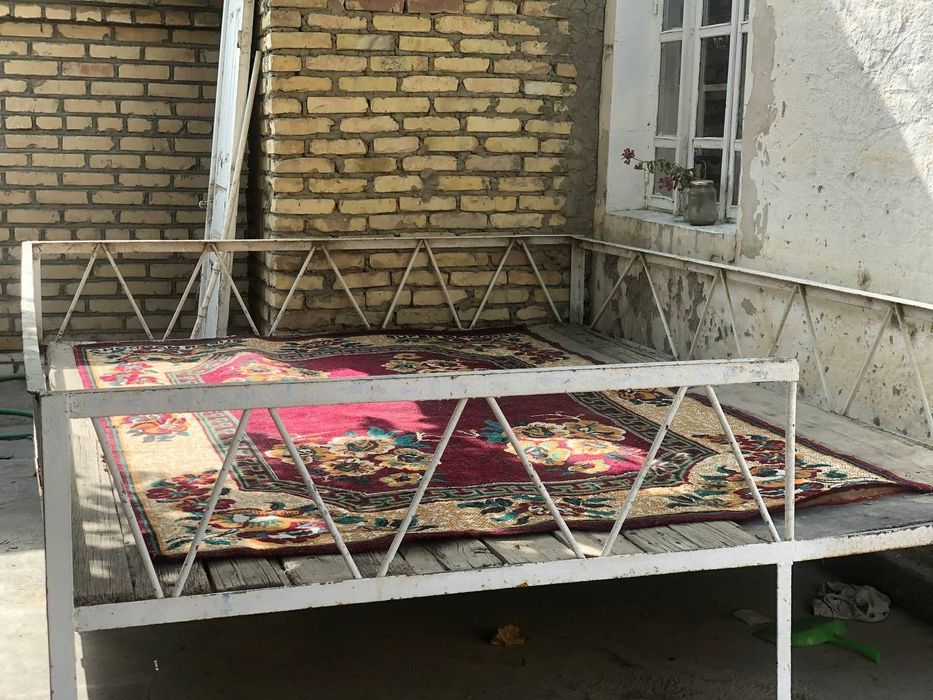 Тапчан сотилади тезда