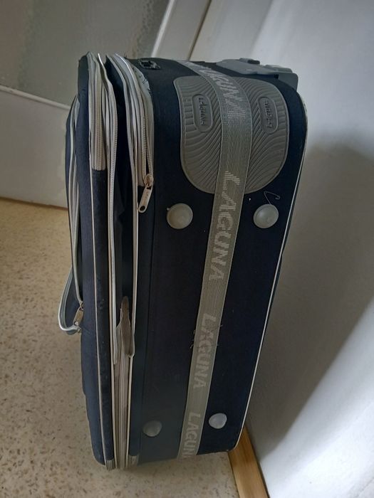 Куфар на колелца / Suitcase