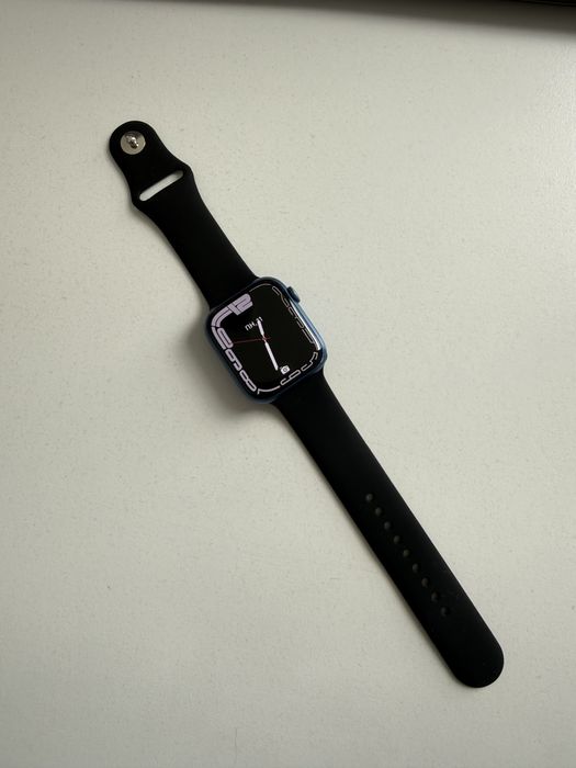 Продам apple watch 7 45mm