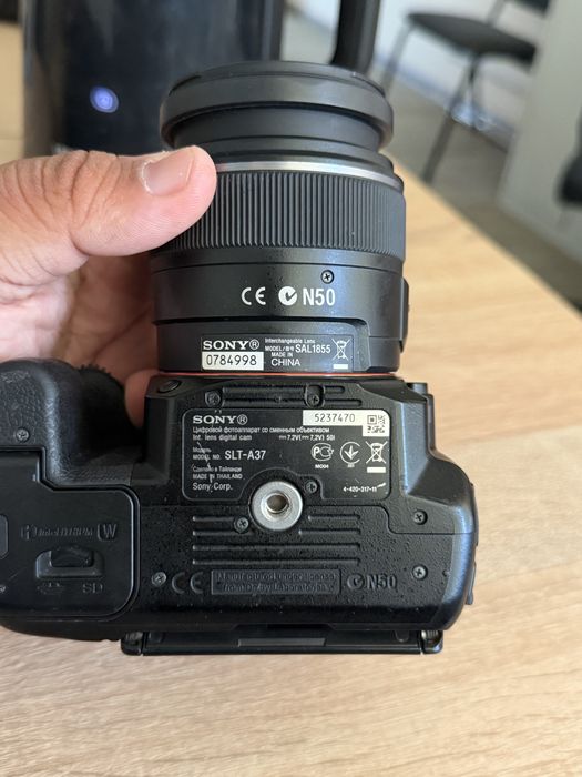 Продам Sony  a37