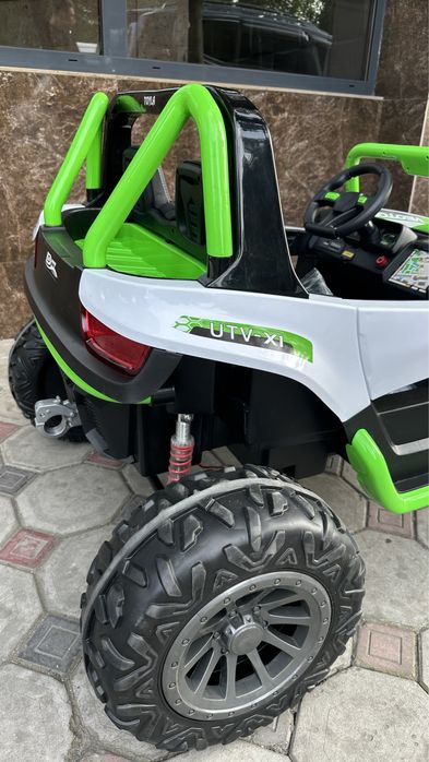 Мощный внедорожник багги