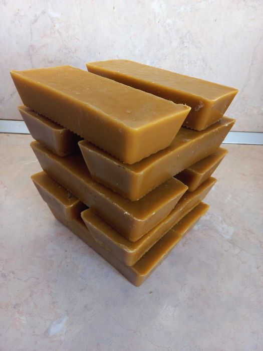 Екологично чист натурален пчелен продукт, без никакви примеси.