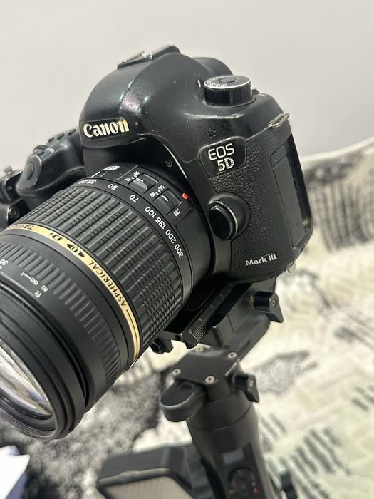 Canon Eos5 Mark III