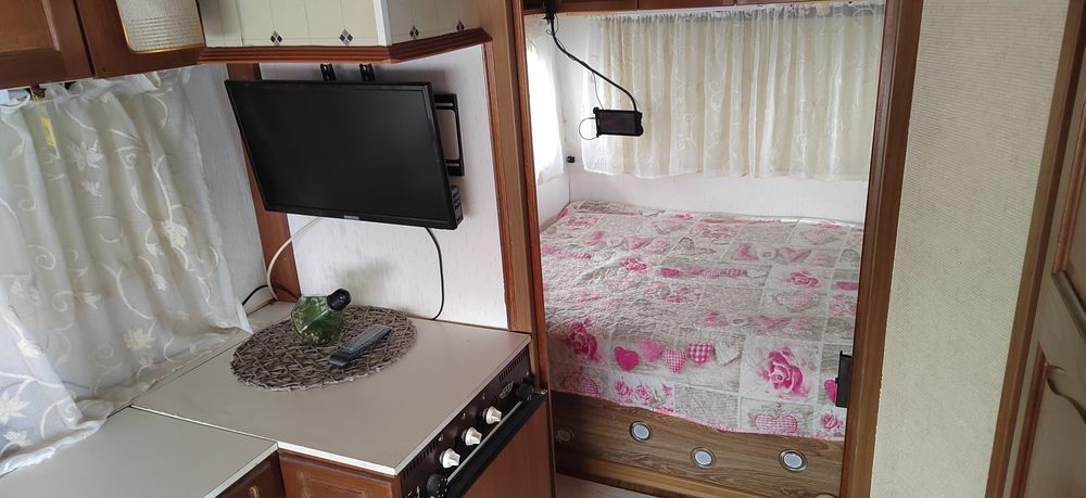 Каравани под наем