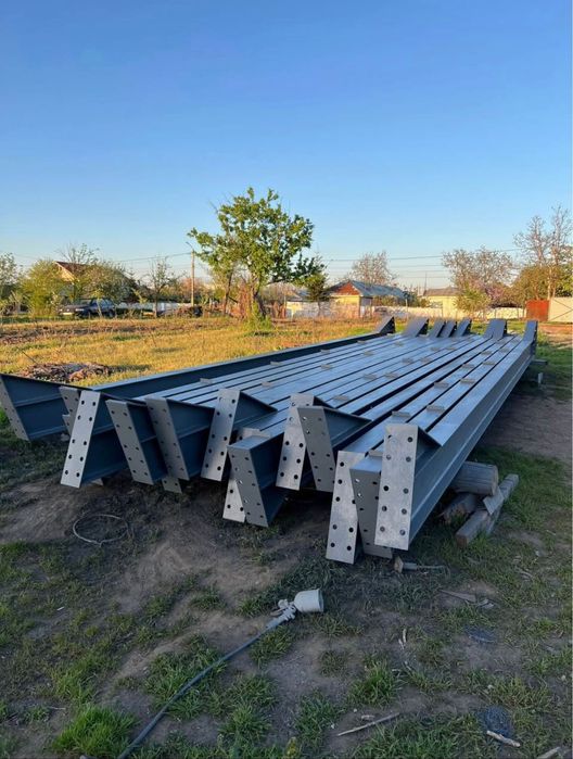 Vând structura metalica 25x10x4