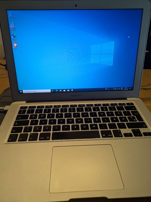 MacBook Air 13" Mid 2013 Windows+MacOS