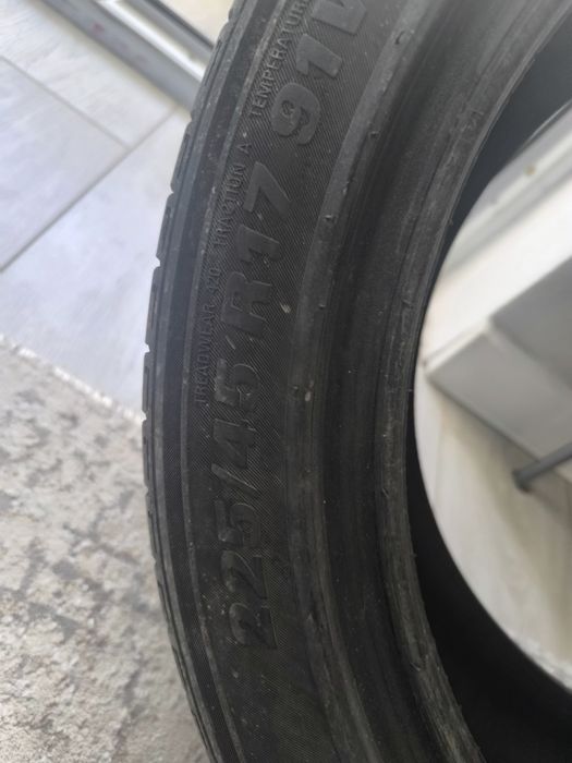 Продам шины. R 17