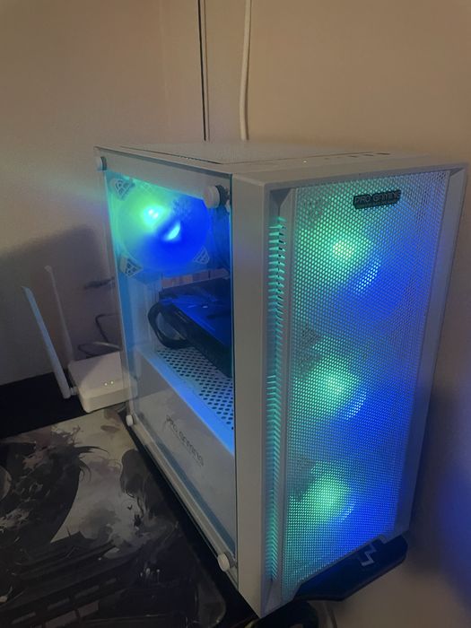 PC Gaming – Ryzen 7 5700X + RTX 5060 + 32GB RAM + SSD 1TB