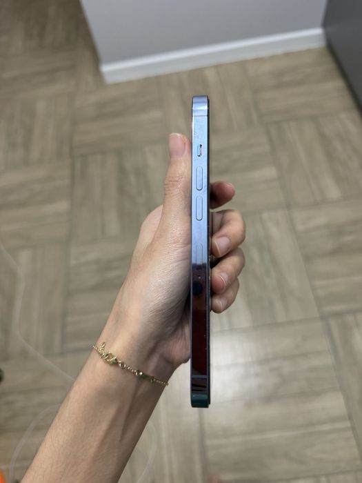 Айфон 13 про есть коробка