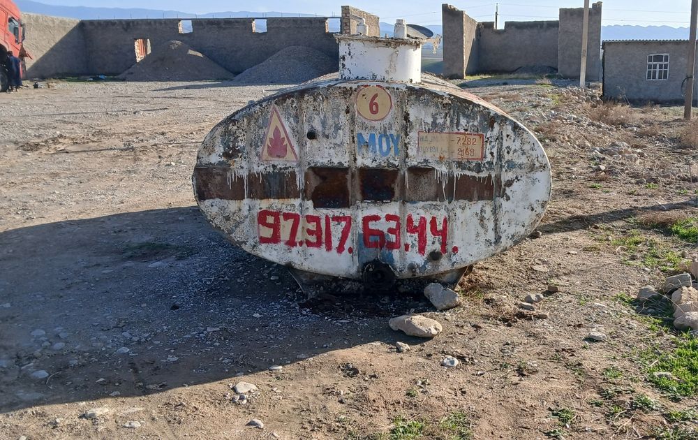 Бочка сотилади 7 тонна 400 литр
