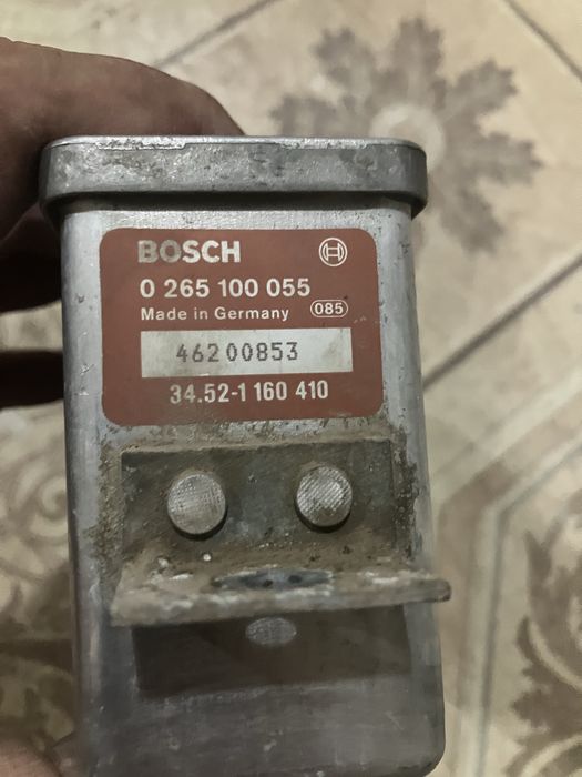 Бампер задний  бмв е32