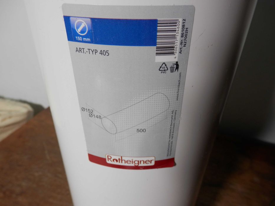 Tubulatură din plastic albă pentru hotă