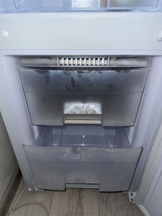 Холодильник новый